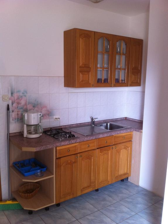 Apartments Villa Cherry Novalja Phòng bức ảnh