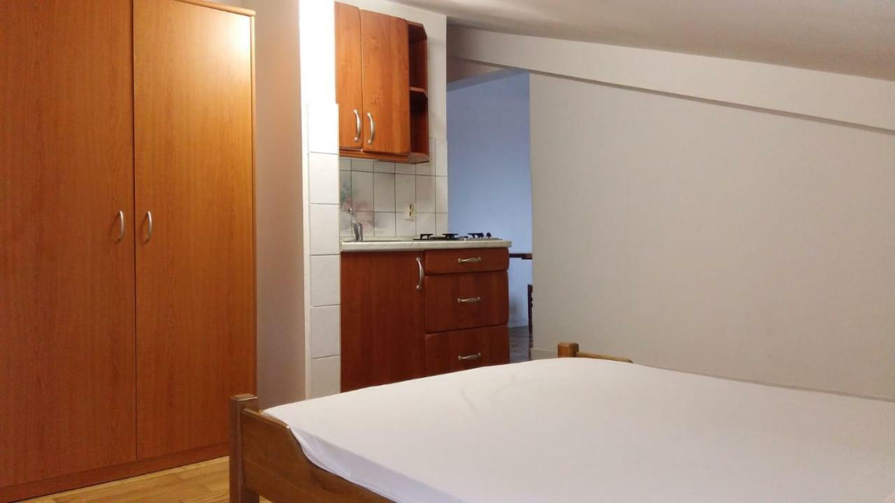 Apartments Villa Cherry Novalja Ngoại thất bức ảnh