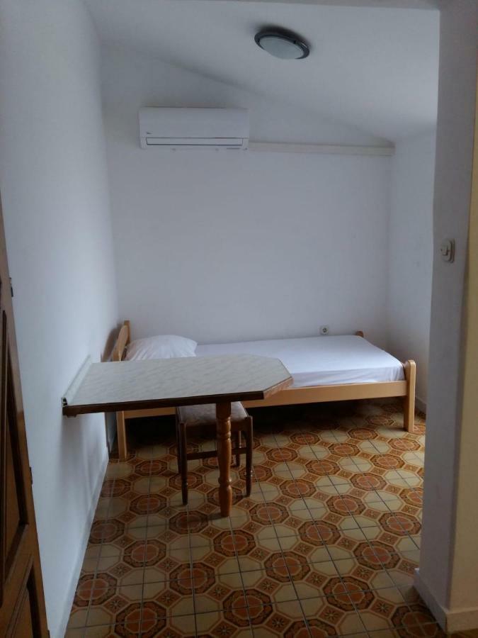 Apartments Villa Cherry Novalja Ngoại thất bức ảnh