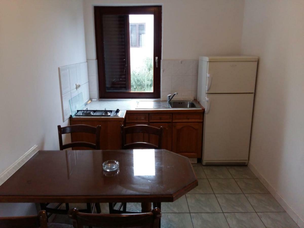 Apartments Villa Cherry Novalja Ngoại thất bức ảnh
