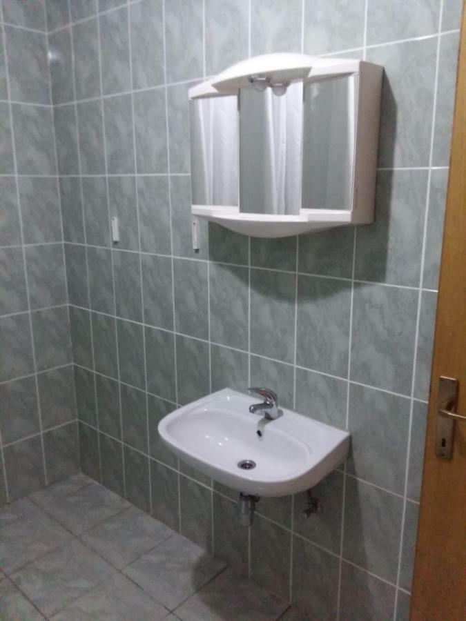 Apartments Villa Cherry Novalja Ngoại thất bức ảnh